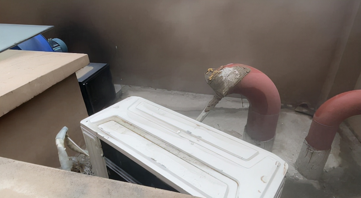 饭馆油烟机允许装到小区里,餐馆把油烟机安在小区怎么处理