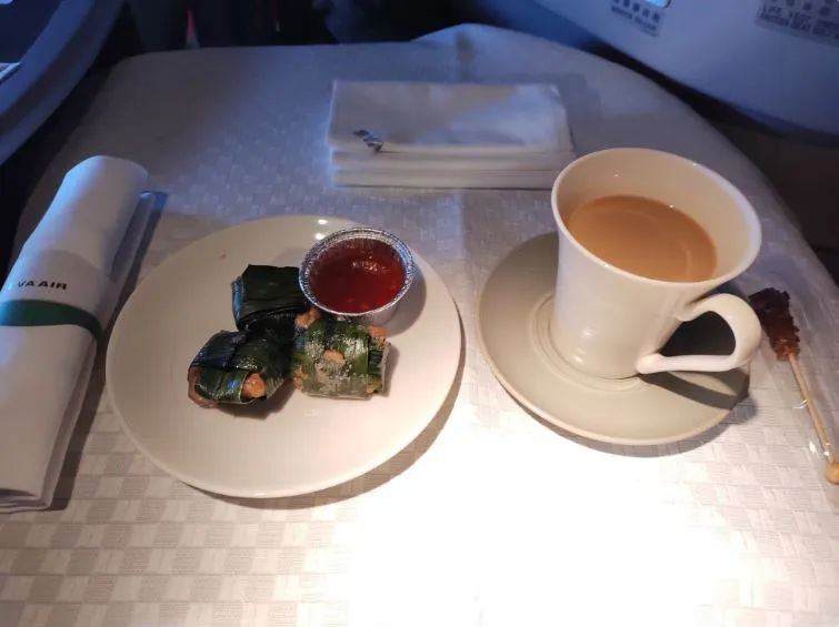 长荣航空体验,长荣航空evaair皇玺桂冠舱