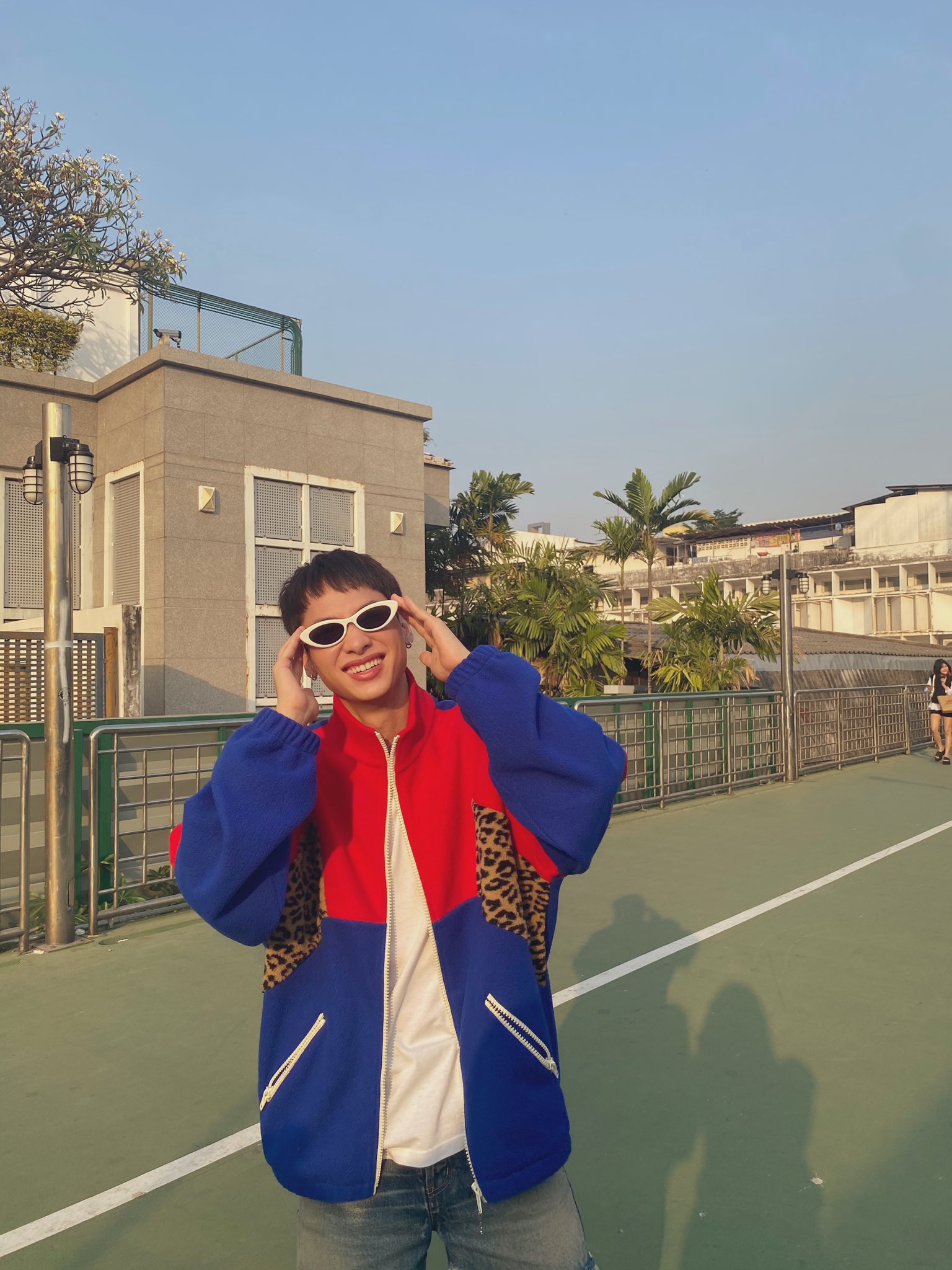 gun鍦ㄦ嘲鍥界敺鏄熼噷闈㈢殑榄呭姏,娉板浗鐢锋槦gun璧勬枡