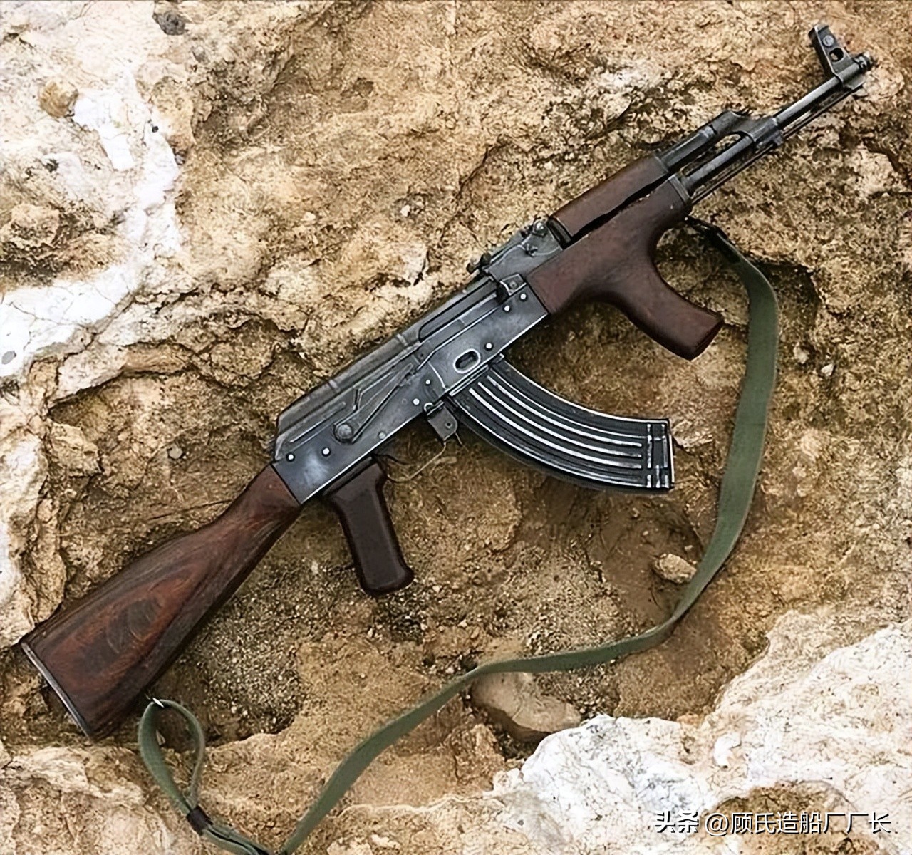 ak47大闹皇宫,08年印度孟买恐怖袭击事件