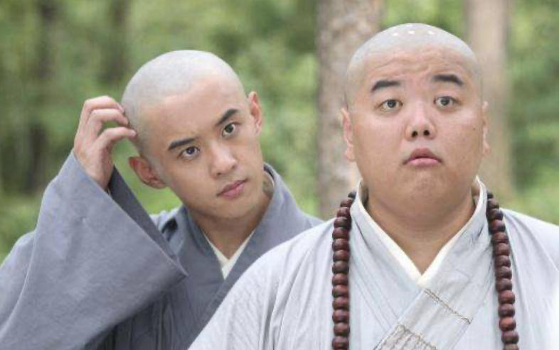 鸡毛穿一身、通天大脑门…国产神话剧的惊人造型，他们全都承包了