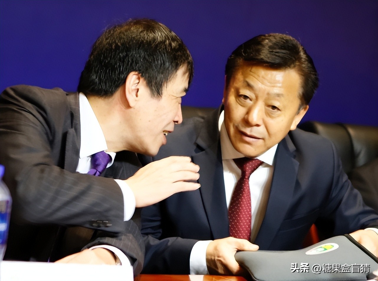 白岩松犀利点评国足,白岩松对中国男足的评价