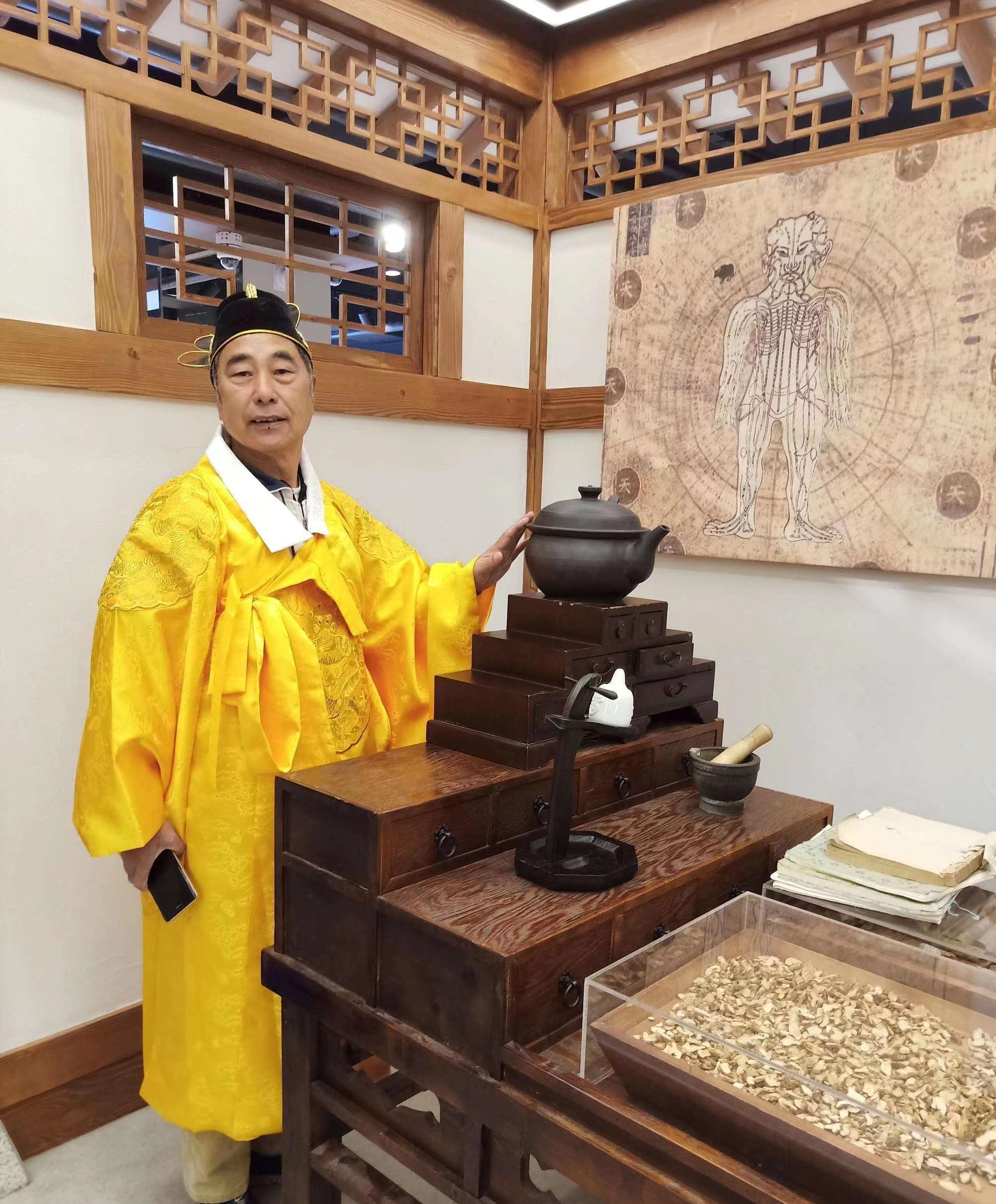 景甜谈照片被韩街头广告盗用,景甜韩粉广告