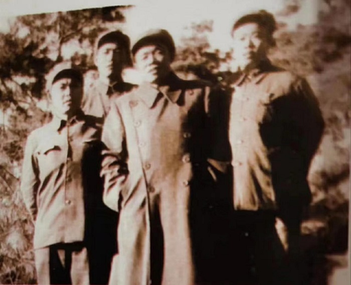 抗美援朝英雄邓岳,邓岳志愿军