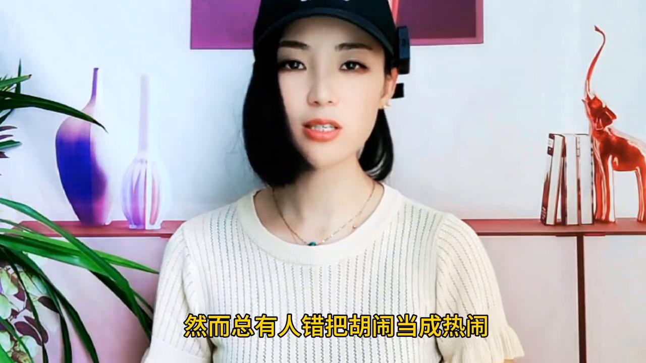 恶俗婚闹，两伴娘被一群壮汉手持灭火器狂喷。#恶俗