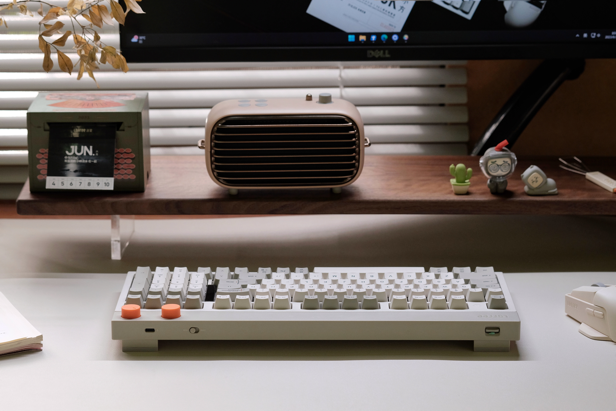 洛斐机械键盘开箱视频,洛斐键盘小方轴