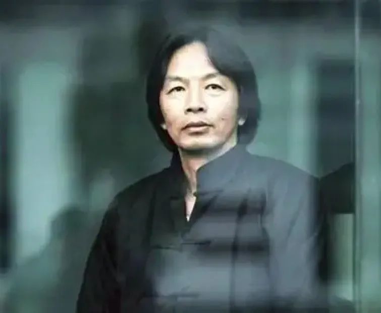 “我红了，她走了”