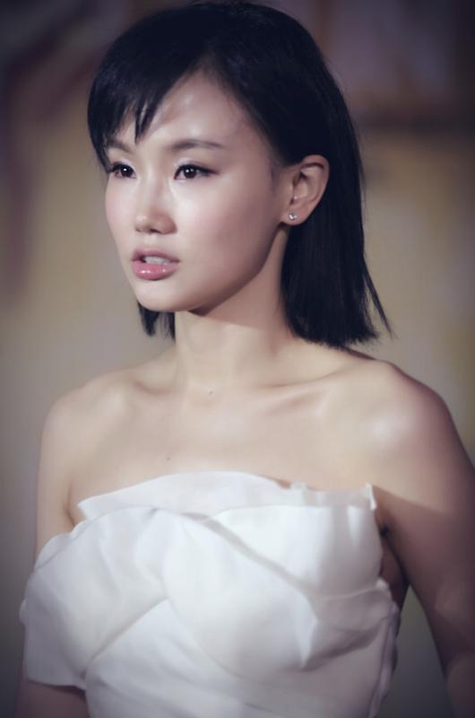 歌词毫无逻辑的歌,歌词不符合实际的歌