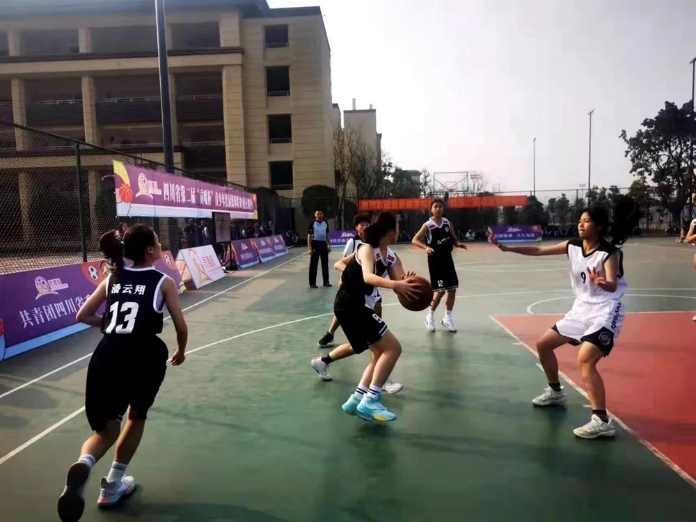 女篮夺冠创纪录,达一中女篮