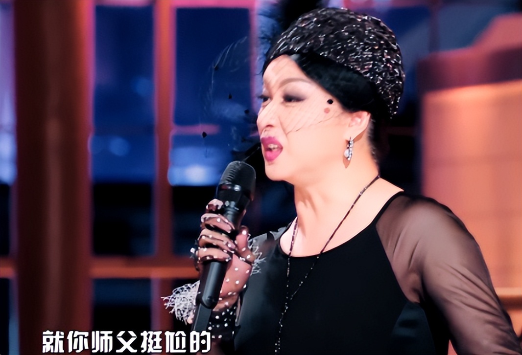 谢娜为什么会被何炅三次直呼其名,46岁的谢娜现在怎么样了