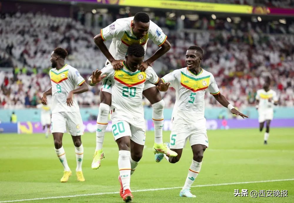 美国伊朗最新局势,美国打伊朗的后果