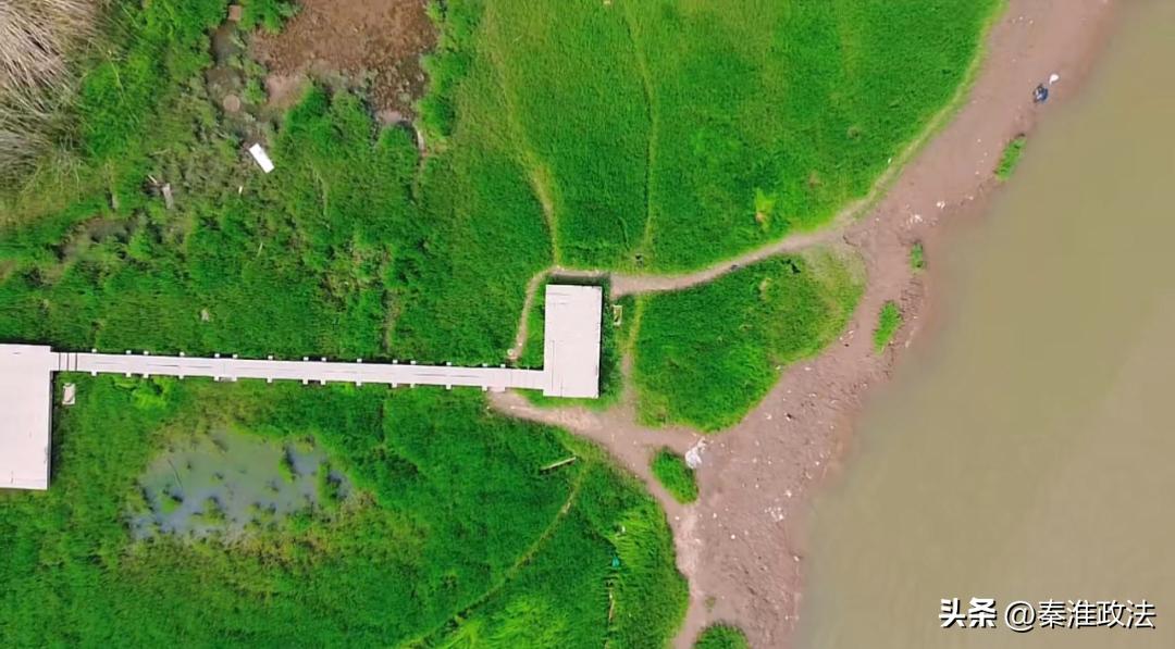 南京地铁11号线效果图,航拍南京地铁11号线旁超大公园