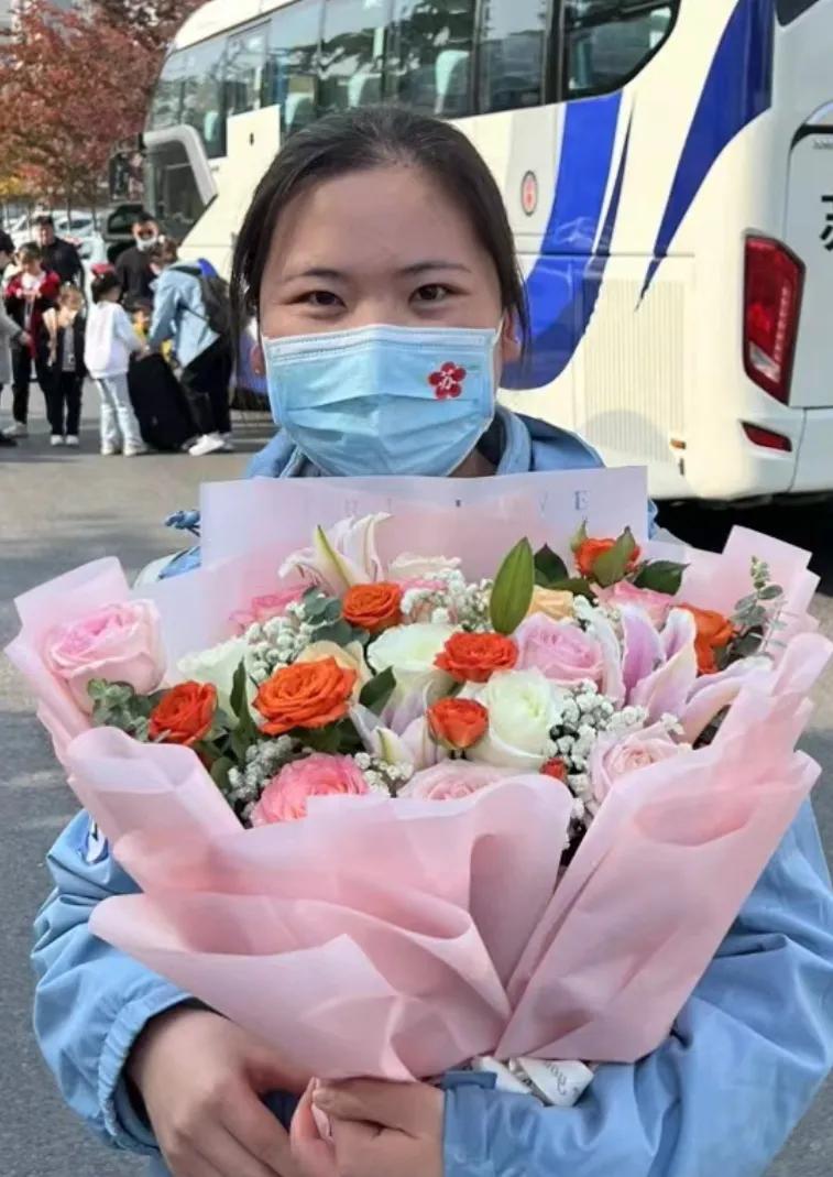 缁欏瓩濯冲鐨勭绂忚,缁欏瓩濯冲鍘嬪瞾閽卞灏戝ソ