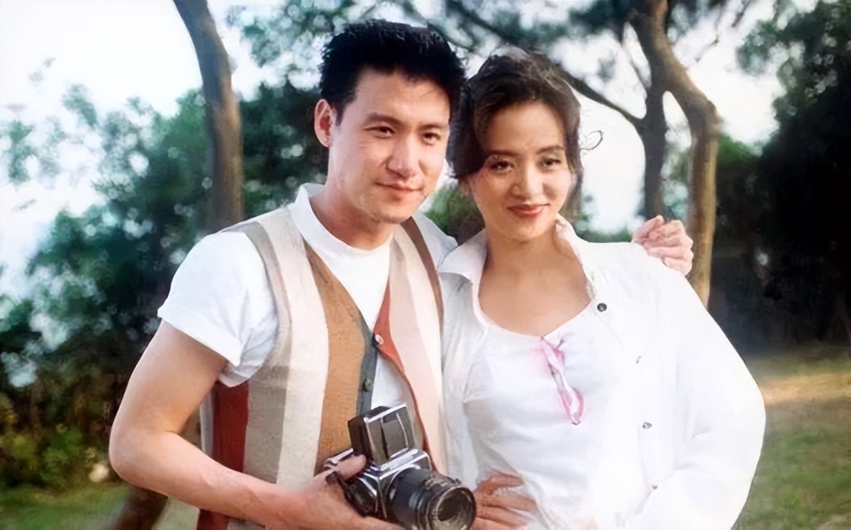 歌词经典语录100句,最打动人心的经典歌词句子