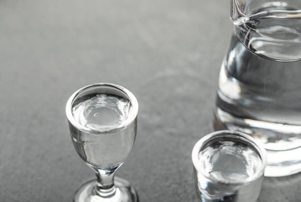 别买这些酒全是假的,千万别买这3类酒假货最多