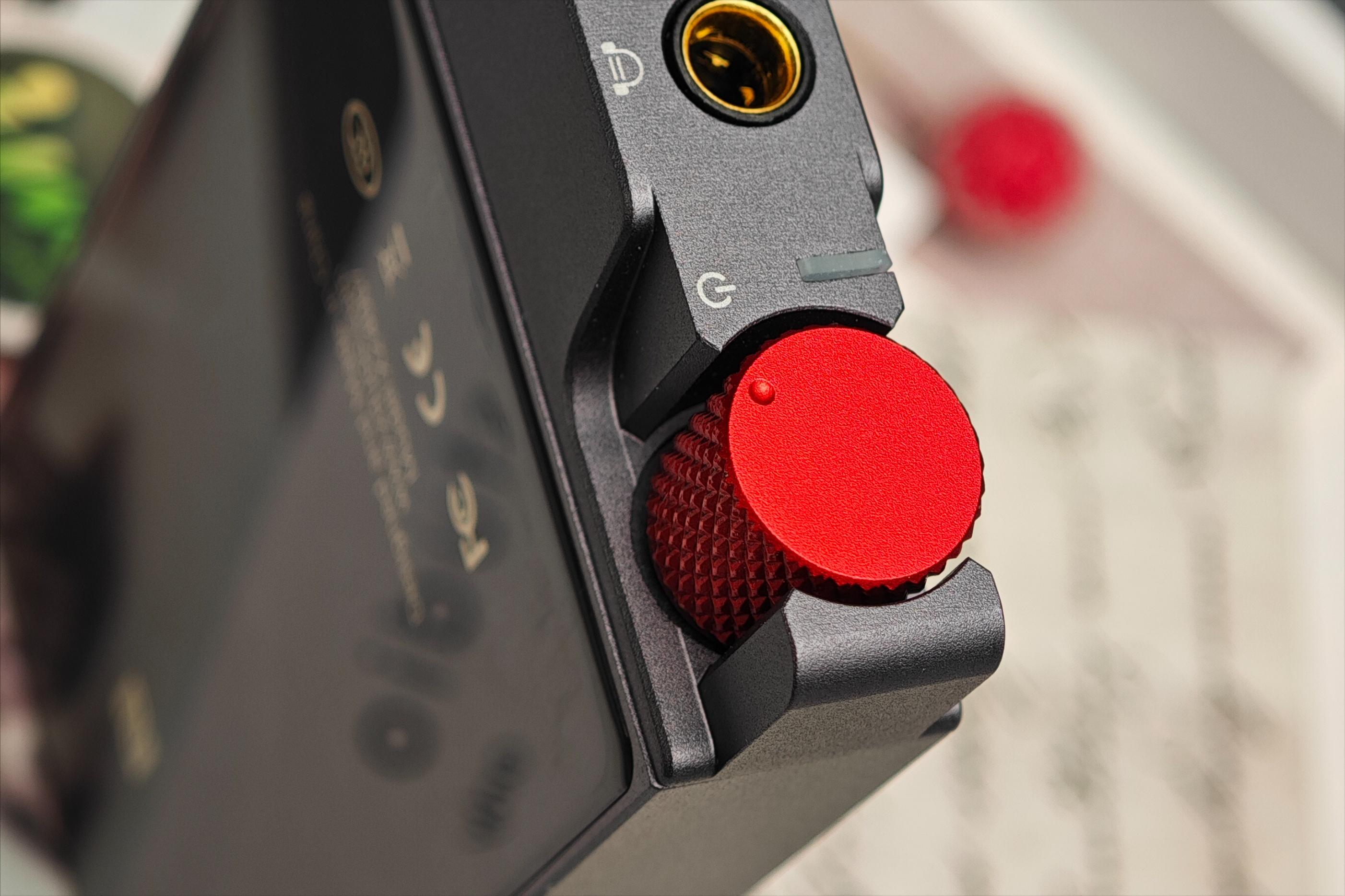 AKGN5005的网易云流行好搭档丨乂度XP-2Bal蓝牙平衡解码耳放评测