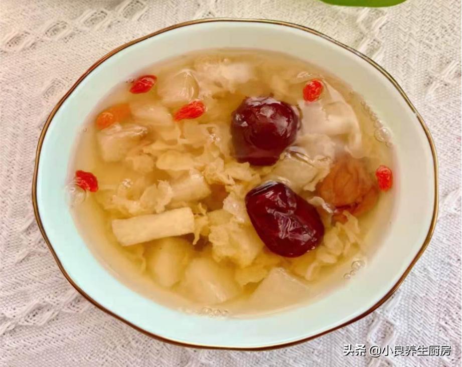 秋冬季天气干燥牢记这款汤,冬天喝什么汤好降火润肺止咳