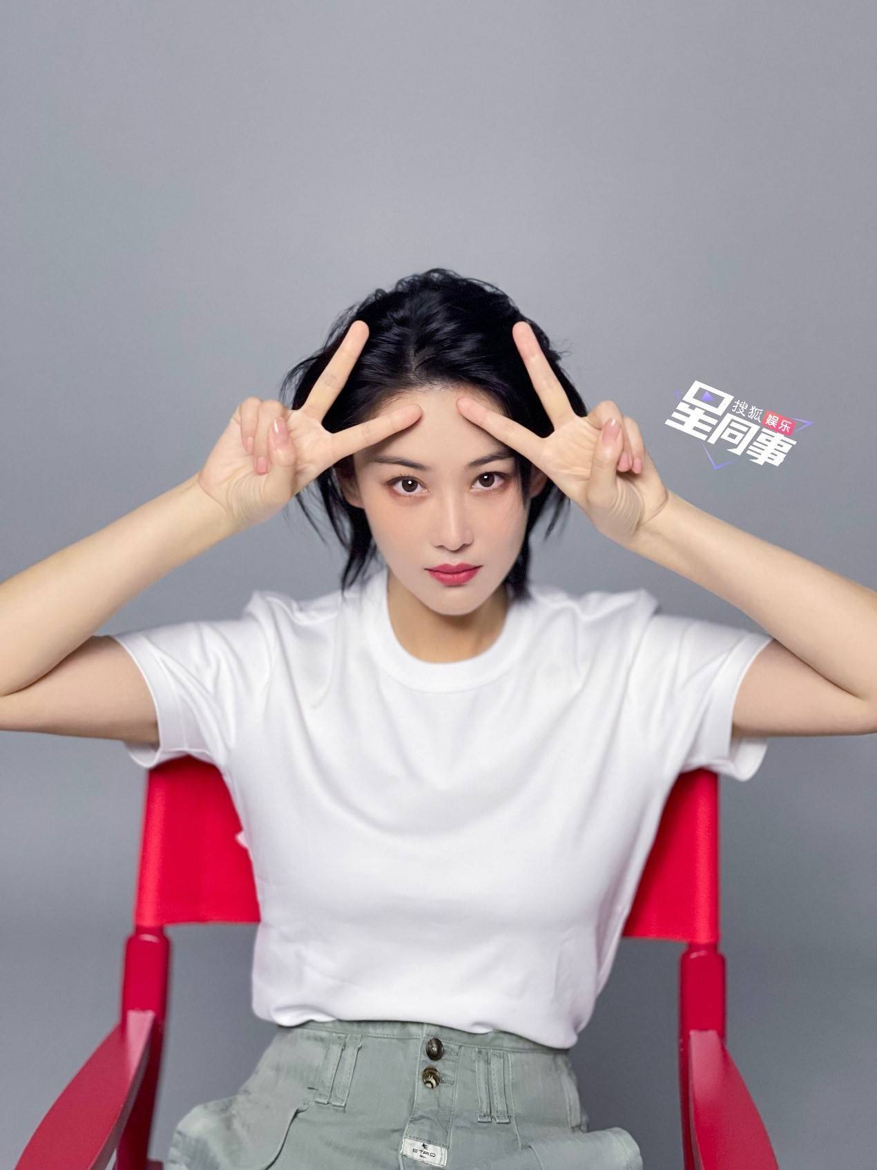 张馨予和朱一龙私下什么关系,朱一龙张馨予唯美相拥