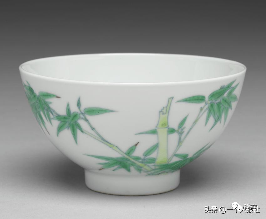 瓷中臻品景德镇,斗彩瓷的历史记录