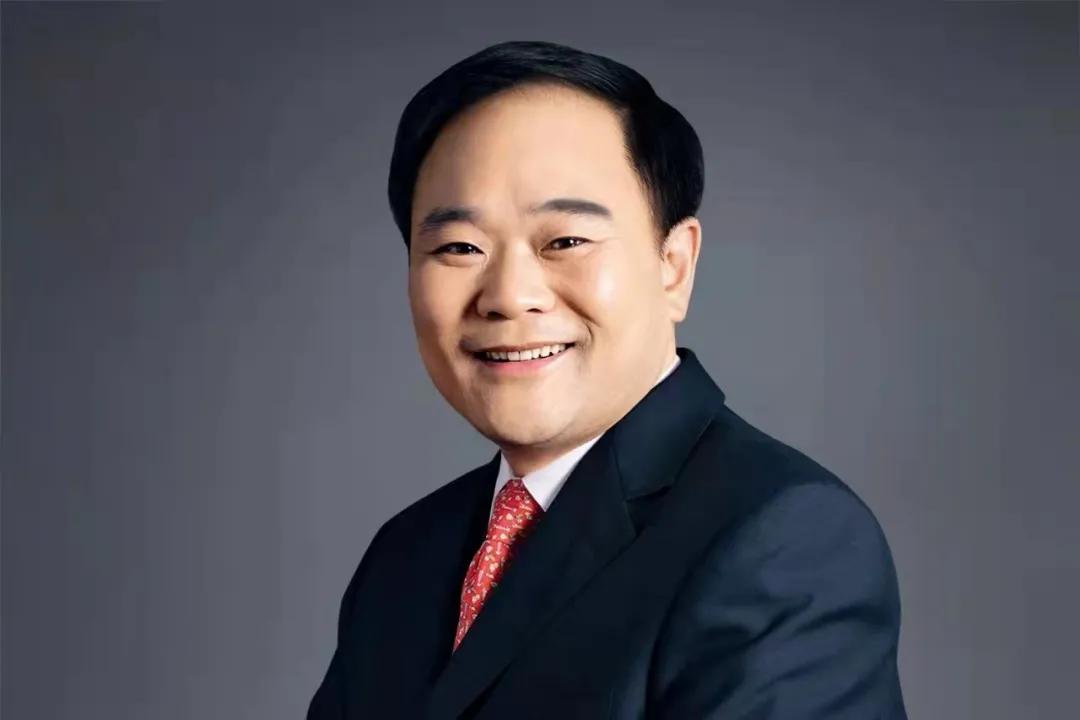 一年狂赚3300亿，恐怖的李书福