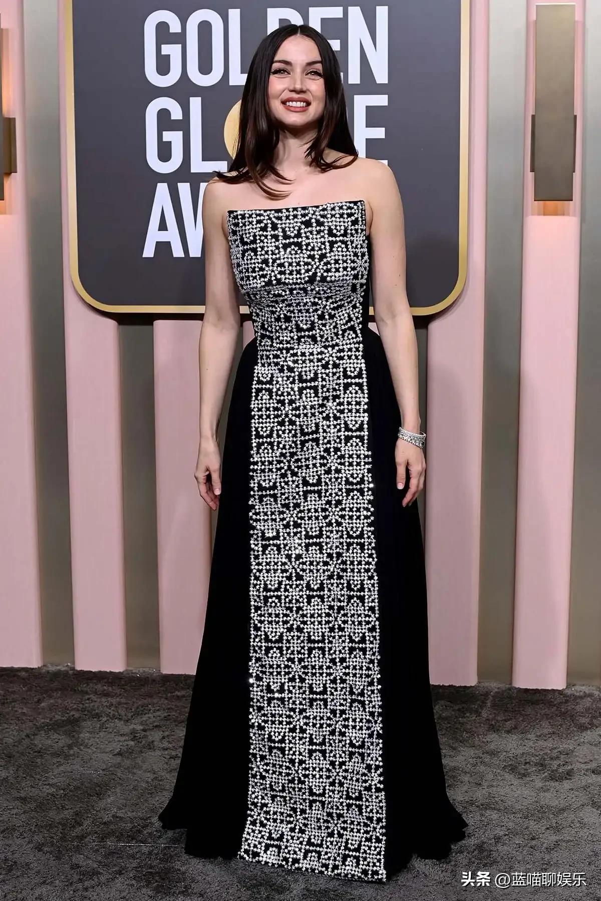 赛琳娜红毯2011,2024金球奖红毯赛琳娜得奖了吗