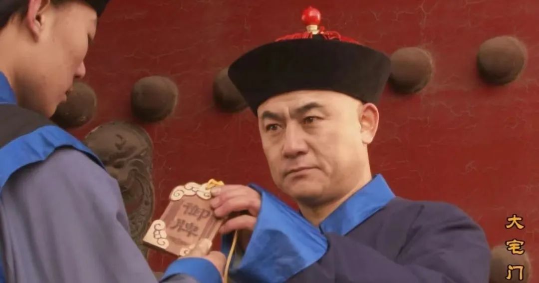 江珊和李洪涛多年重聚深情相拥,李洪涛江珊徐帆同学