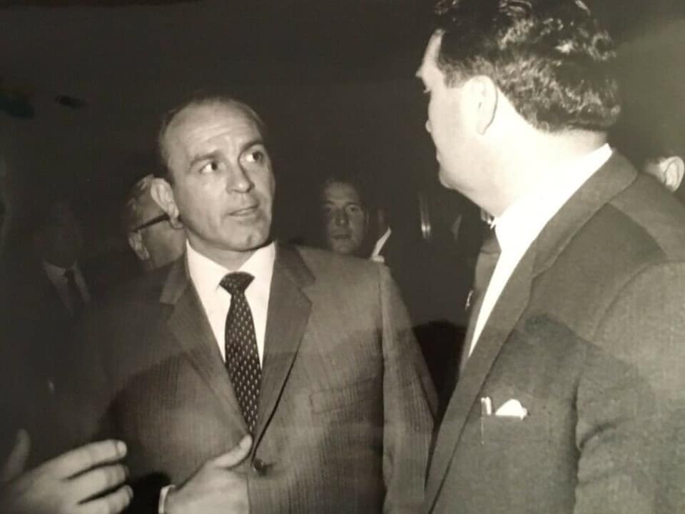 足坛历史上夺冠次数最多的教练,最伟大的足球教练温格