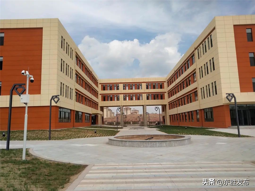 东胜区一完小东校区会扩建吗,东胜区新建一所中学