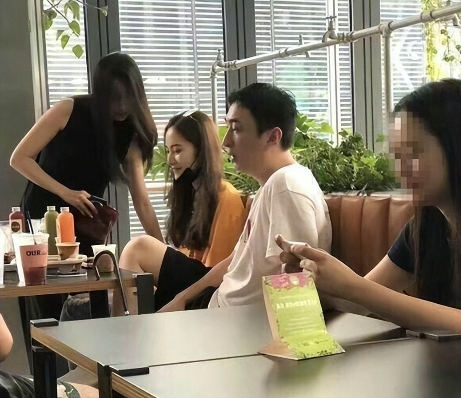 王思聪一晚消费24万的夜店,王思聪酒吧消费200w