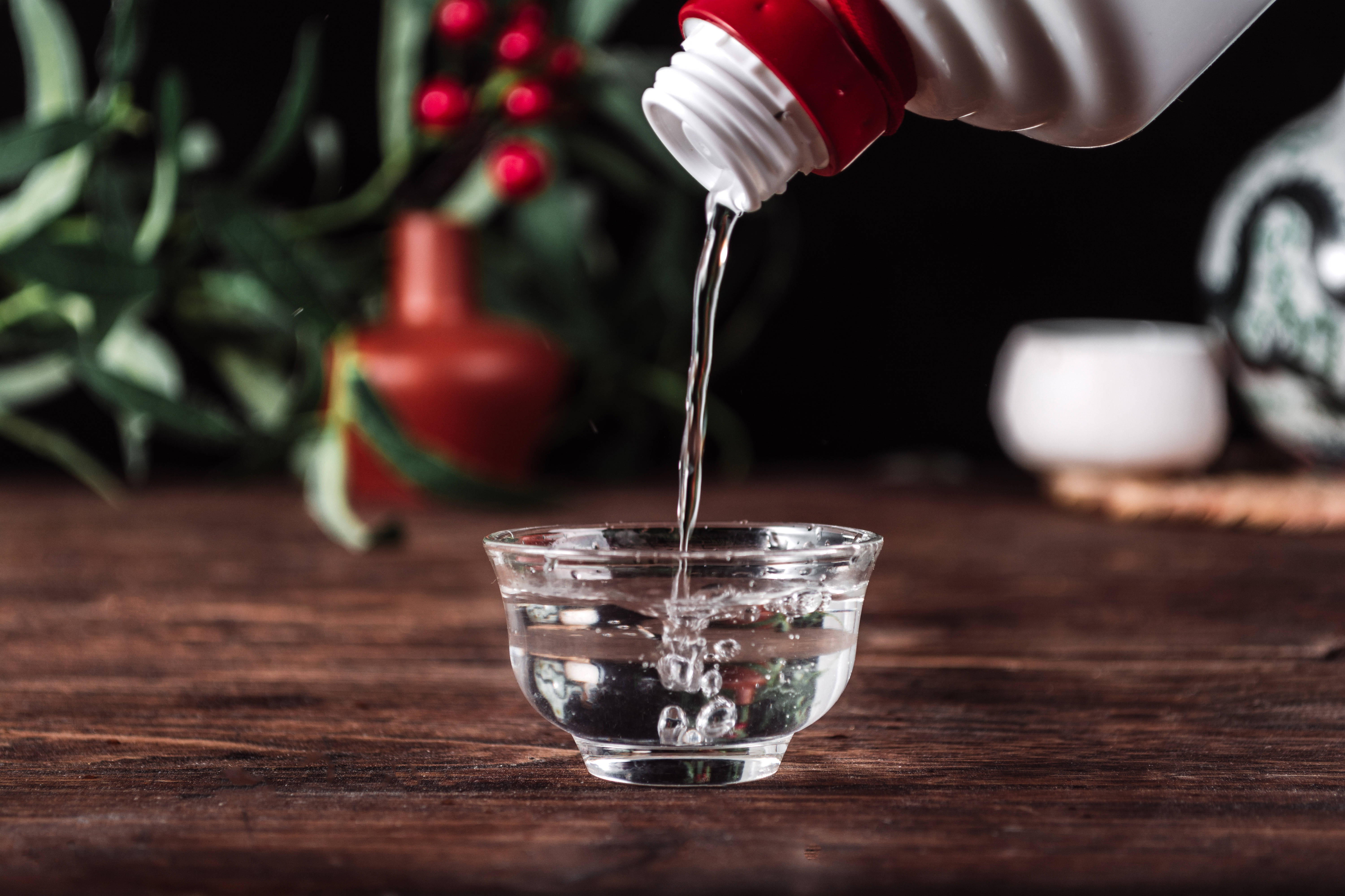 假茅台查获案件,特大假茅台案告破涉案资金上亿