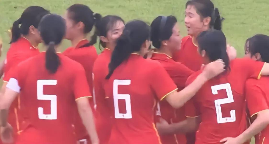 中国女足疯狂一战,亚洲杯决赛中国女足暂0:2落后