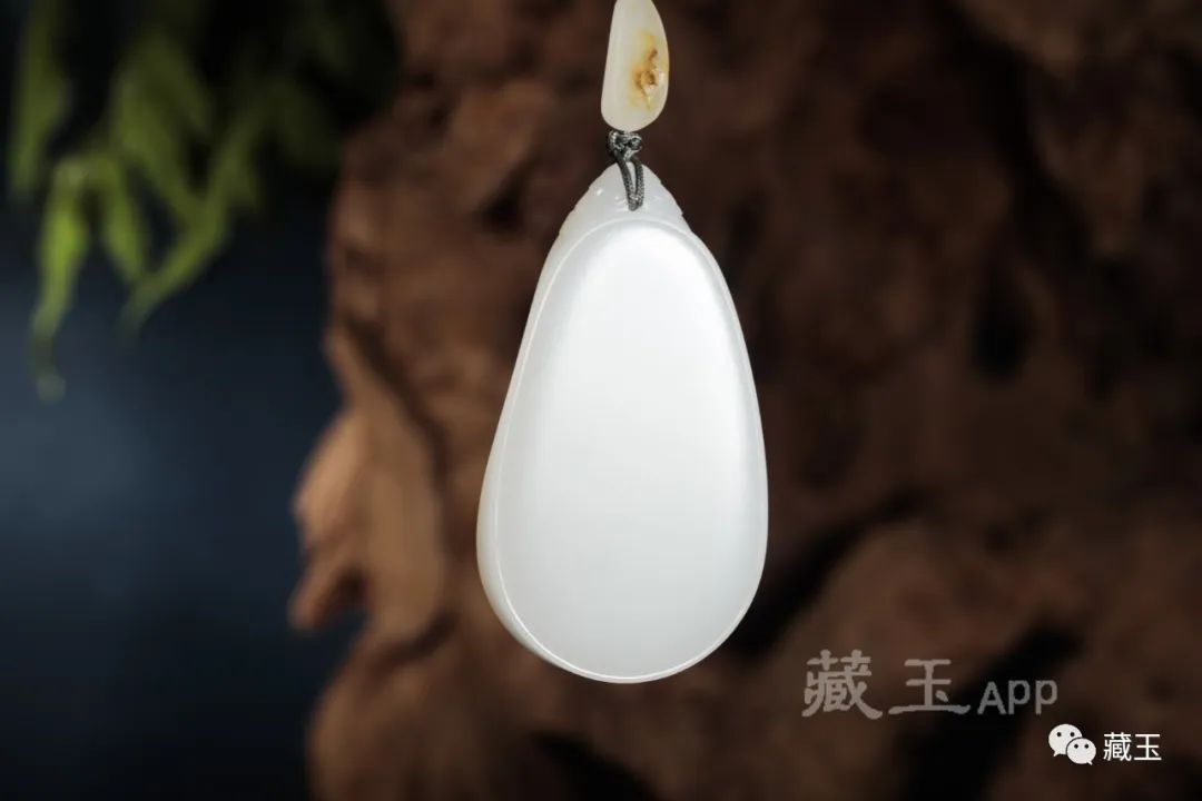 最近几年籽料价格涨了几倍,2021和田玉籽料涨势