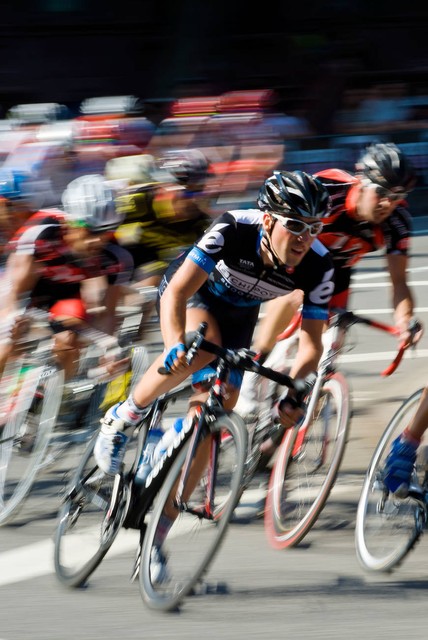 如何利用星座撩人,十二星座在职场上怎么提高人气