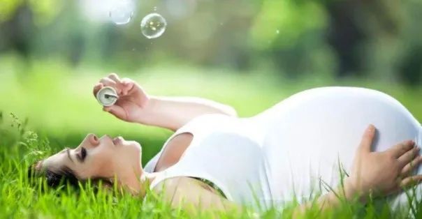 孕期护肤品如何做爆品？爆品商学苑案例分析之百雀羚橄榄精华油