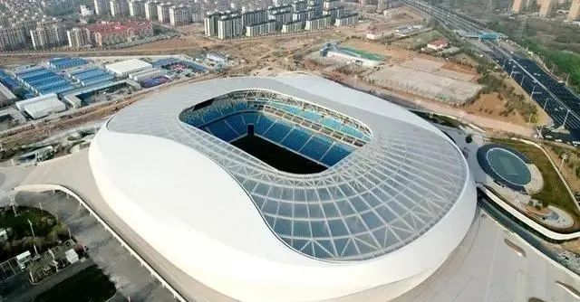 青岛青春足球场总投资,青岛青春足球场效果图