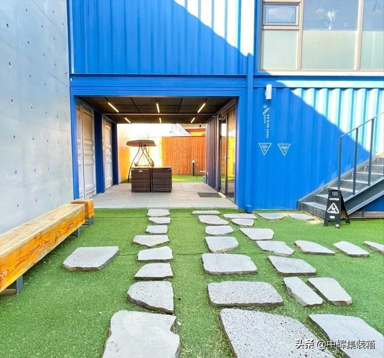 用集装箱打造的多功能咖啡馆设计,集装箱改造简约轻奢风咖啡厅