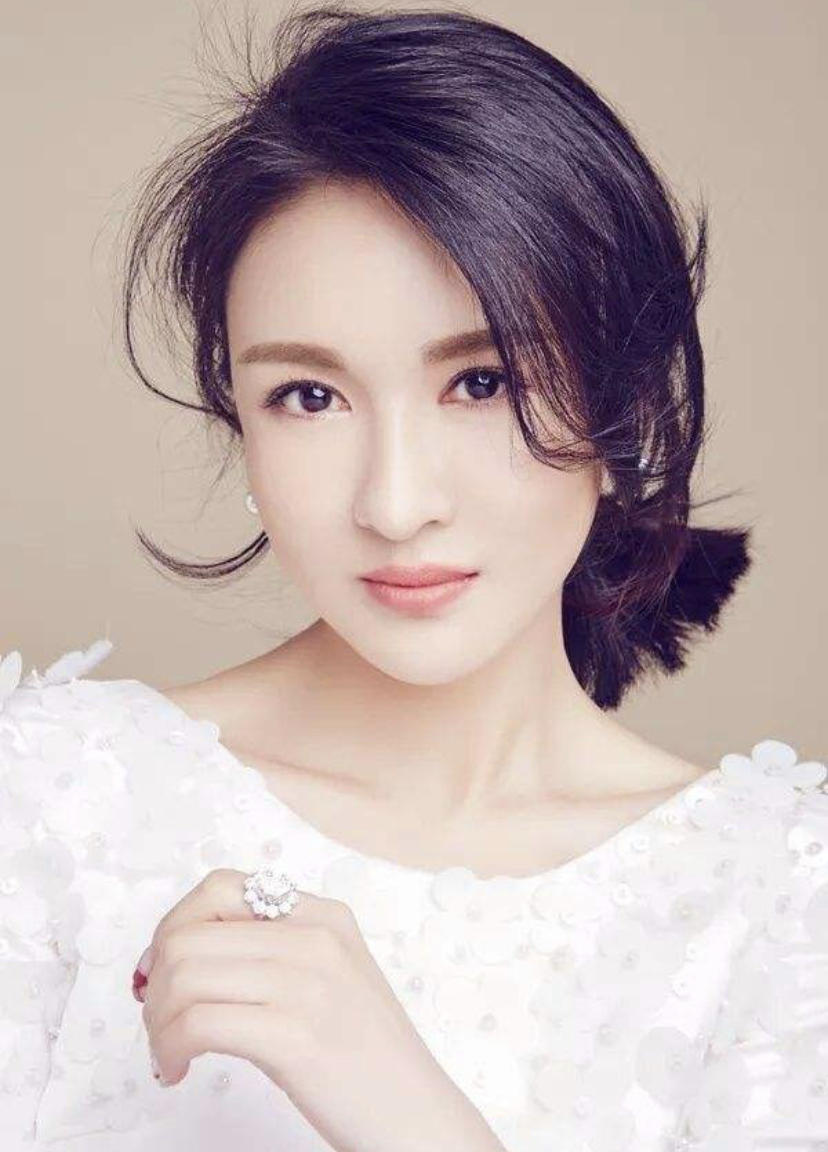 鸡毛穿一身、通天大脑门…国产神话剧的惊人造型,他们全都承包了