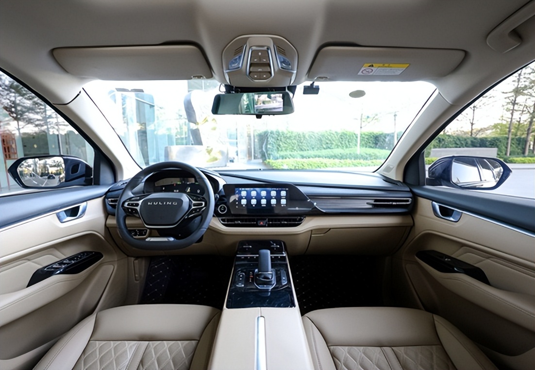 五菱改装豪华座椅图片欣赏,五菱改装房车专用沙发批发