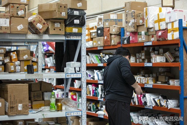 在小区门口做什么生意回本快,在小区旁边干什么生意赚钱