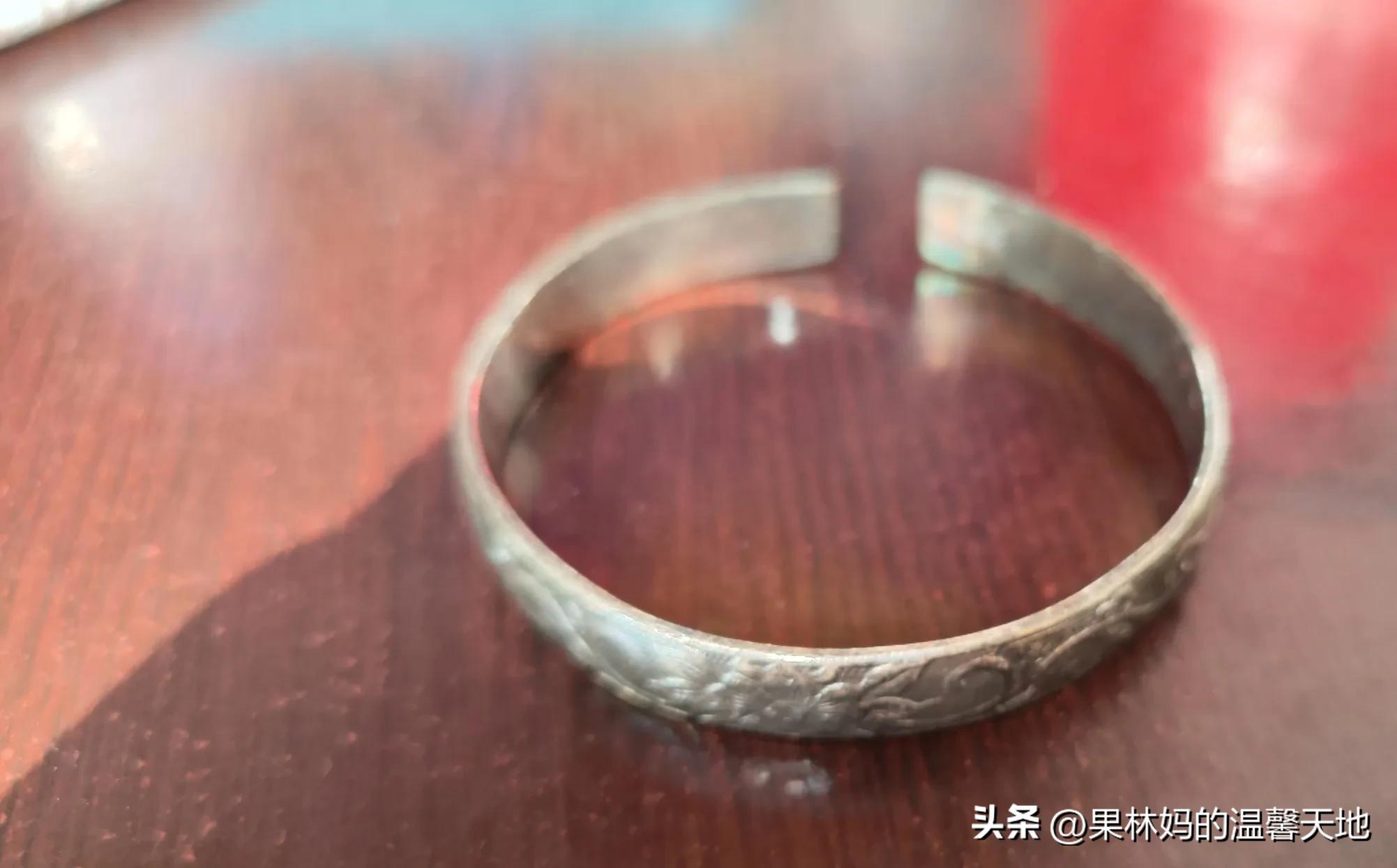 每一件首饰都是您生活中的小幸福,首饰戴的是一种浪漫