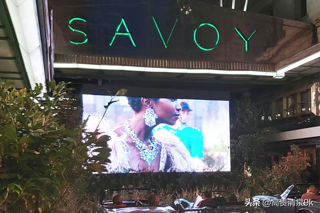 沉浸式入住Gucci100周年纪念套房！Gucci的联名酒店也美了吧！