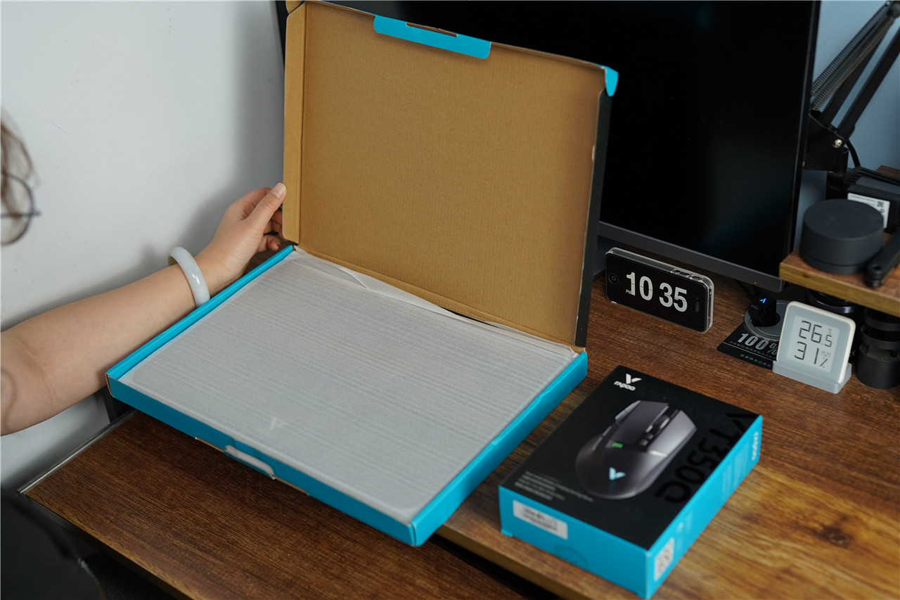 雷柏v10s鼠标垫,雷柏vt300用什么鼠标垫