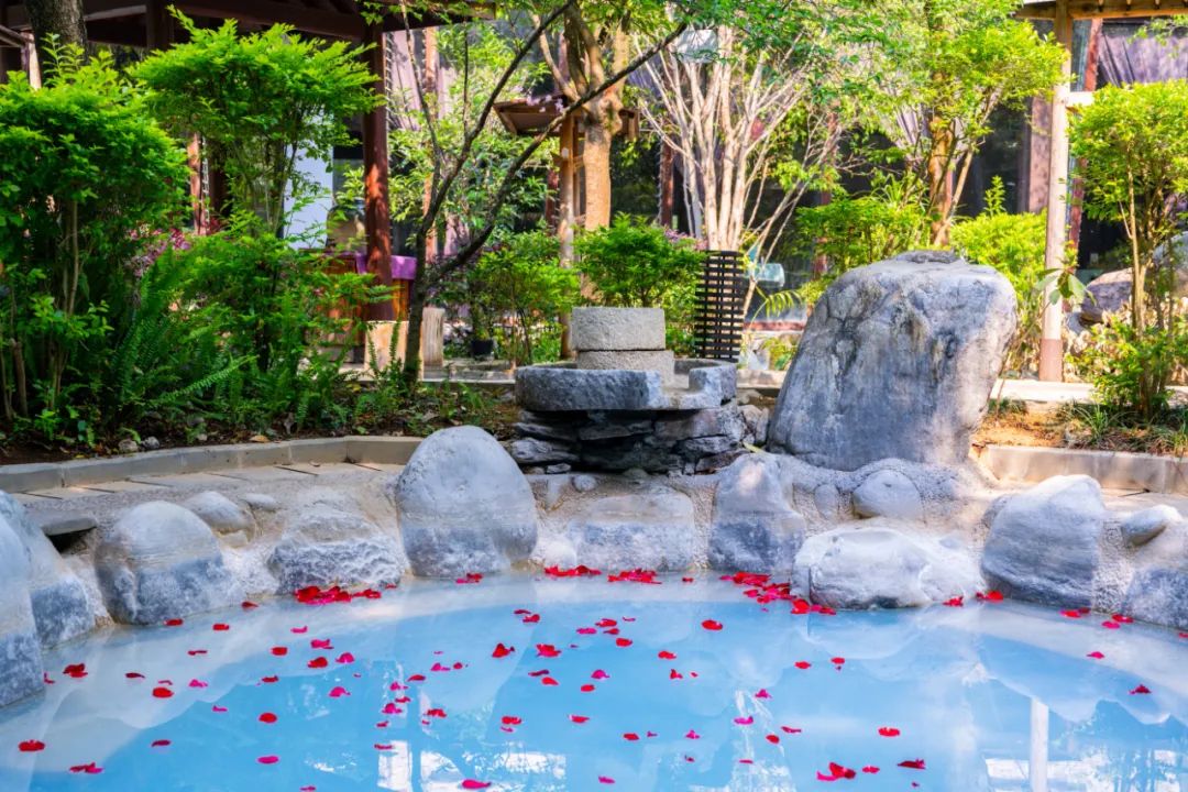 适合冬天去的天然温泉推荐,适合冬天去的温泉度假