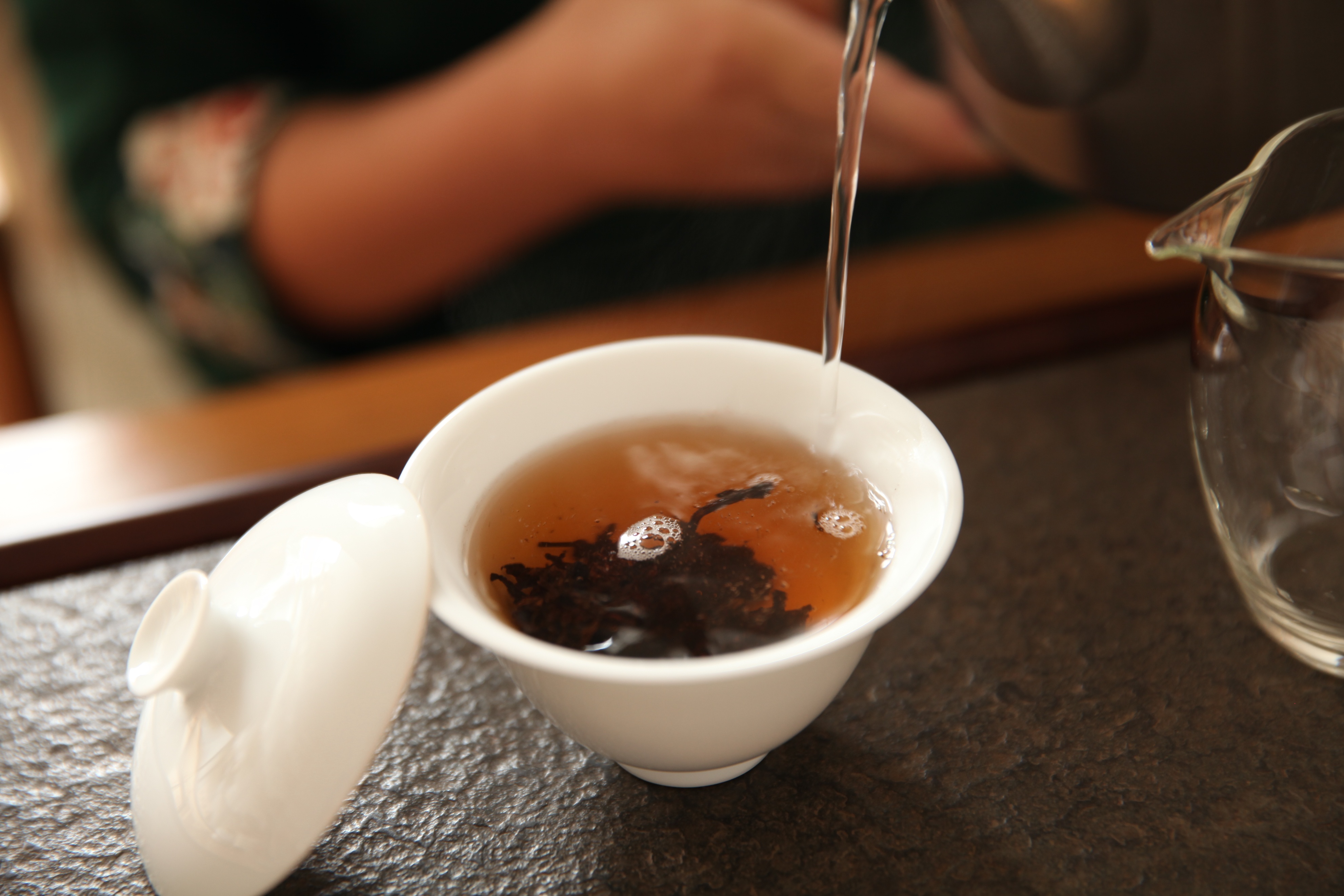 开明古韵2018枣香普洱熟茶200克,2018古韵沉香熟茶一饼357g