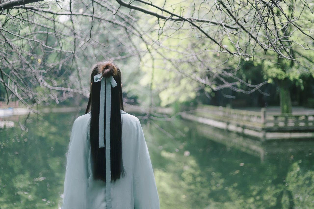 100句经典爱情古诗词,100句关于爱情的唯美句子