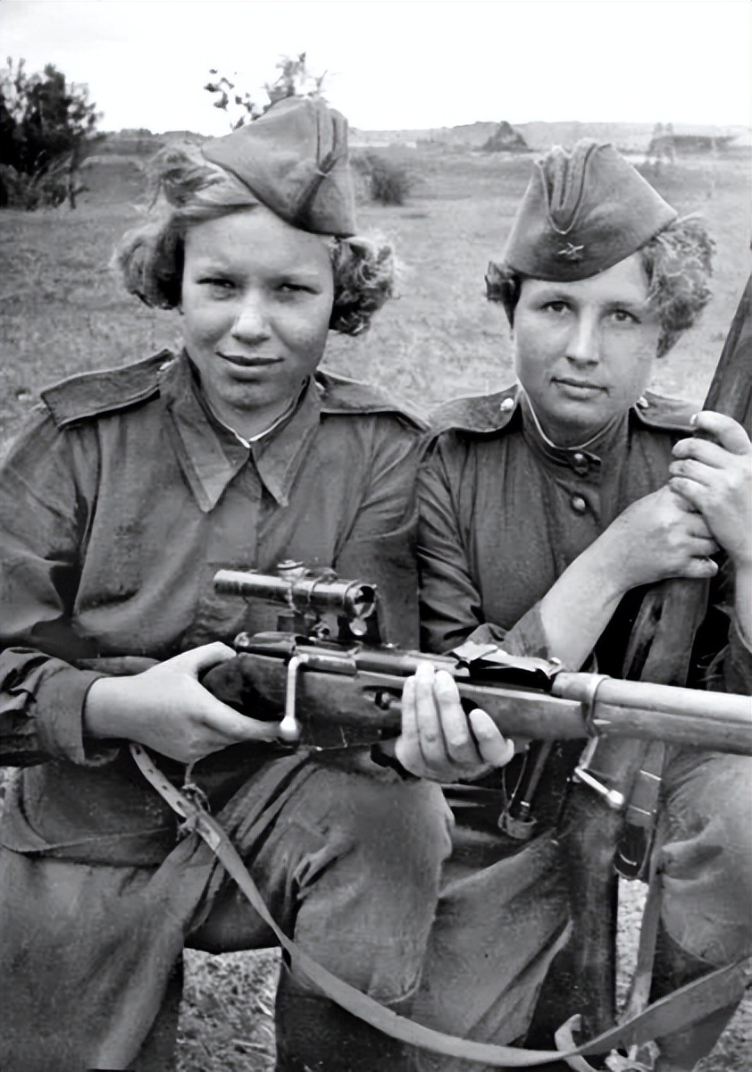 苏联女狙击手,二战时期女英雄老照片