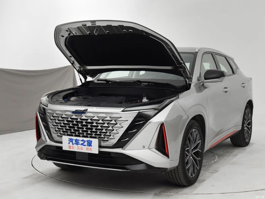 欧尚z6外观很像一个合资车,欧尚z6为什么有人说它像面包车