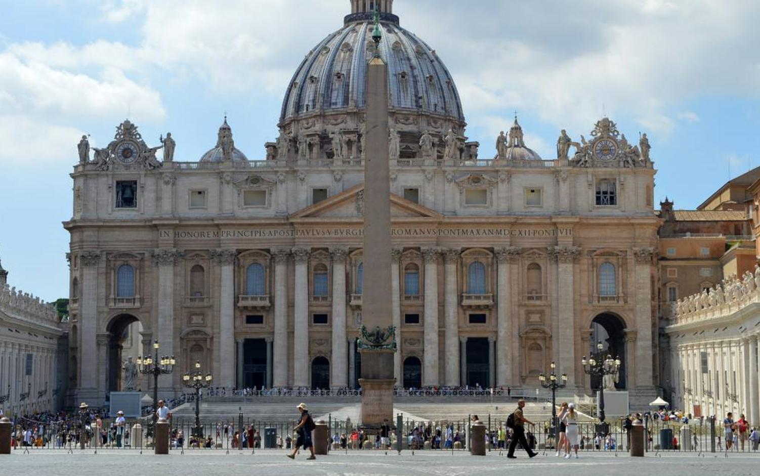 梵蒂冈军队人少为啥,梵蒂冈历史上被打过吗