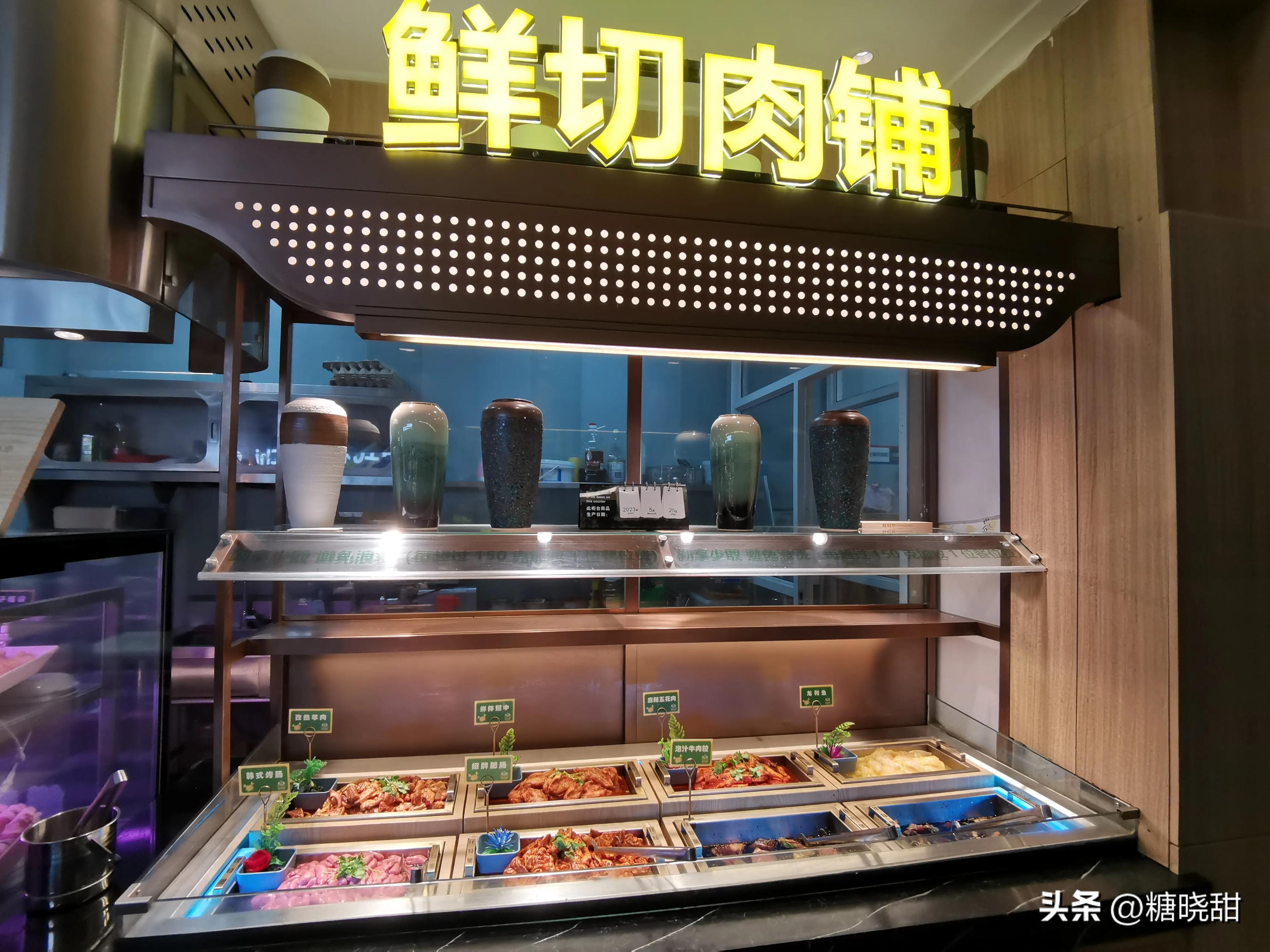 美食探店看着蒜蓉虾流口水,海鲜鲍鱼小龙虾螃蟹