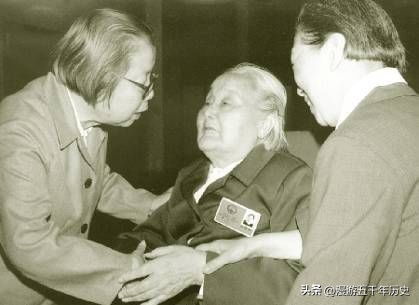 中国近代十大女伟人，每一位都是革命先烈，其中两位是正国级！